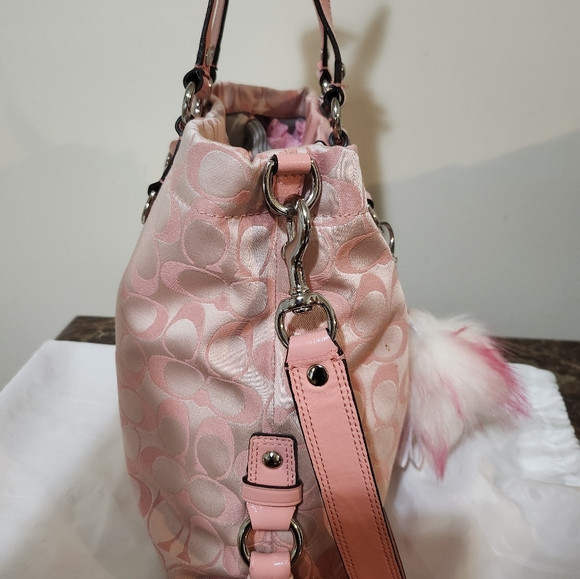 Coach Monogram Ashley Blush Pink  2way Shoulder Bag EUC - Picture 11 of 16
